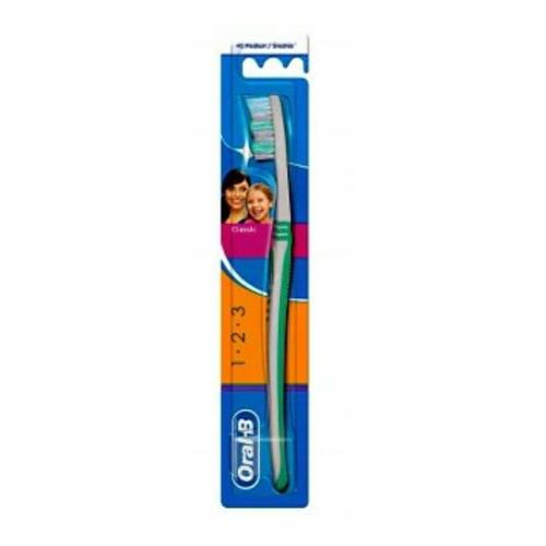 Oral-B Toothbrush Classic Medium..